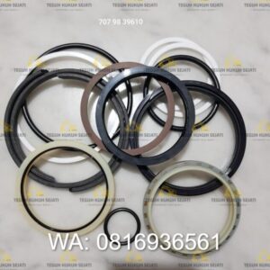 Service Kit Cyl Boom PC200-8 Asli