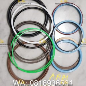 Seal Kit Arm SKF - CAT 320D-II